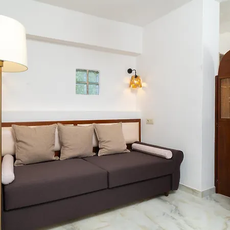 Lafeyra Apartamento *
